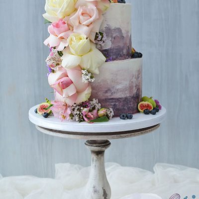 Rodjendanske torte Puterkrem sa prirodnim cvecem